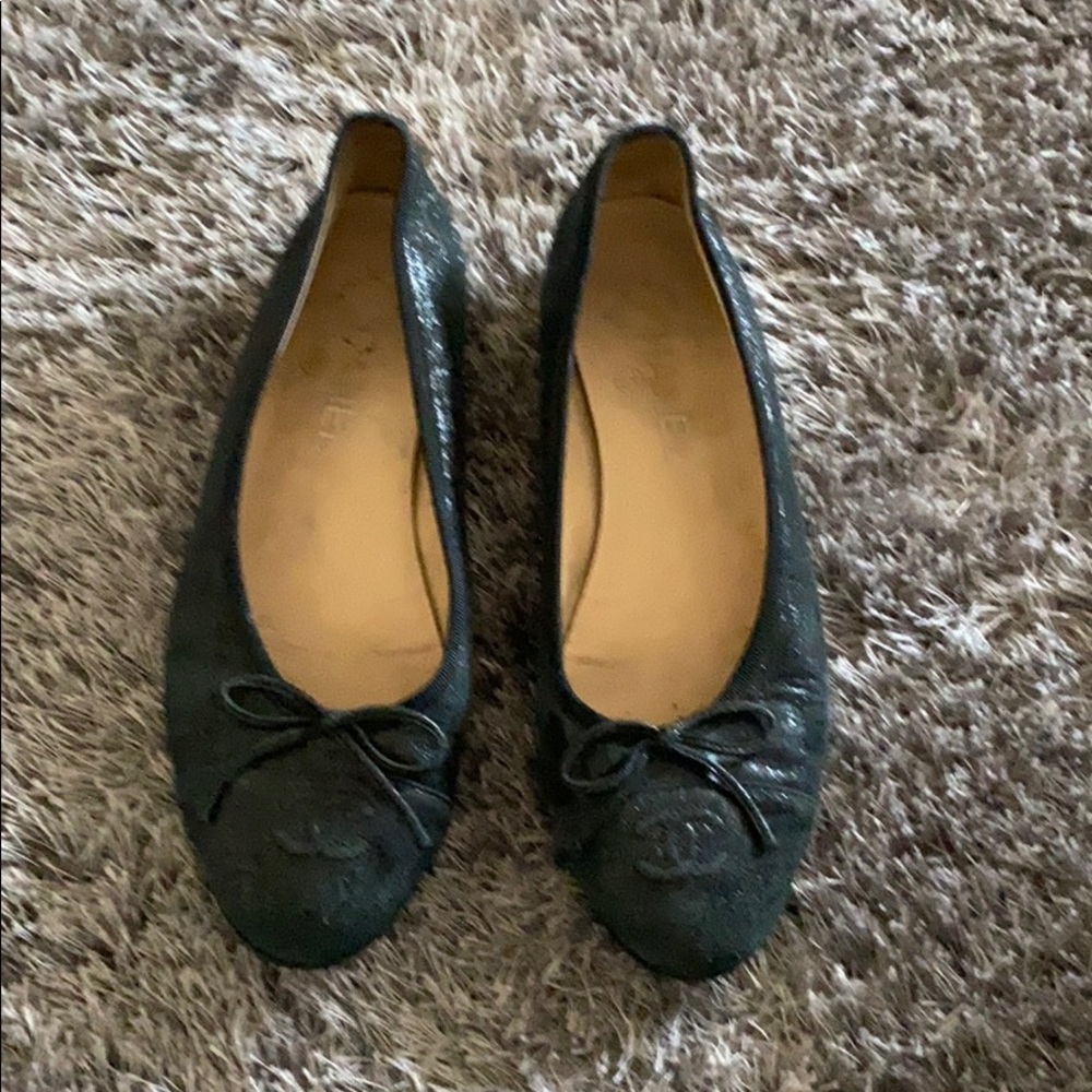 Chanel flats authentic
